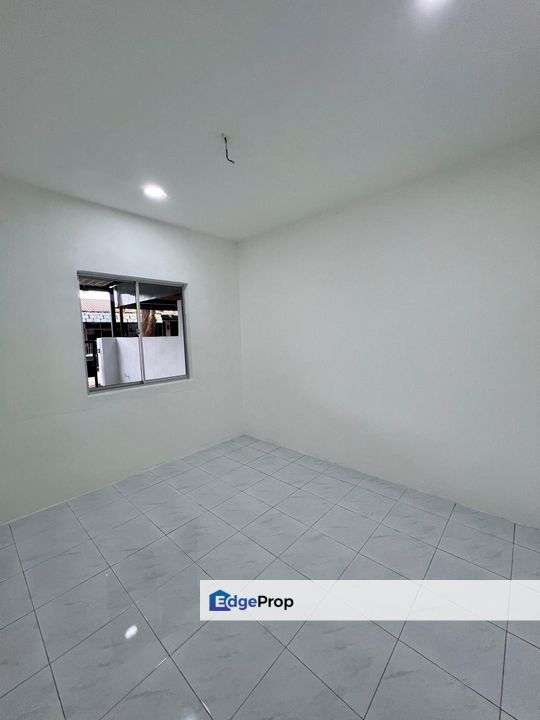 TERES SETINGKAT UNTUK DIJUAL DI TAMAN KELADI, SUNGAI PETANI, Kedah, Sungai Petani