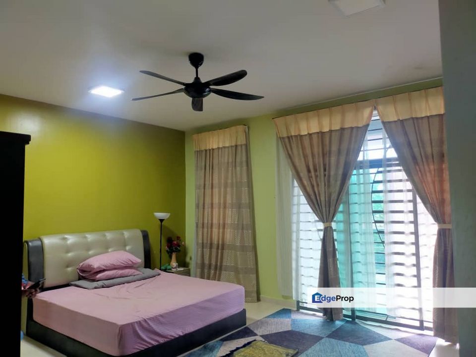 FULLY RENOVATED SEMI-D 2 TINGKAT UNTUK DIJUAL DI TAMAN MERAWAN, KULIM, Kedah, Kulim
