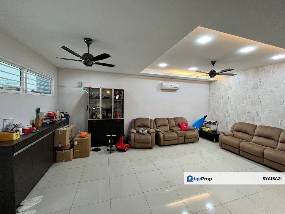 Renovated 2.5 Storey Terrace Nadayu 92, Kajang, Selangor, Semenyih