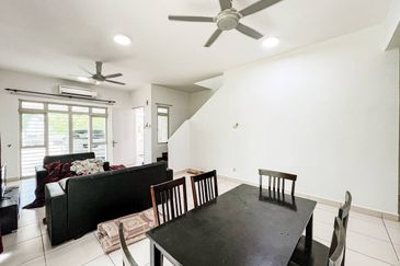 Perdana Hills ( Presint 11 )