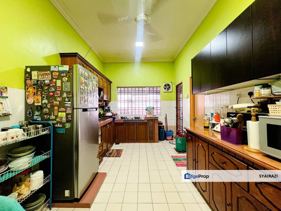 FREEHOLD Double Storey Terrace Taman Prima Saujana, Kajang, Selangor, Kajang