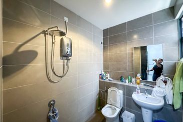 Lagenda Gardens Bukit Jelutong