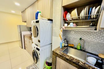 Platinum Splendor Residence