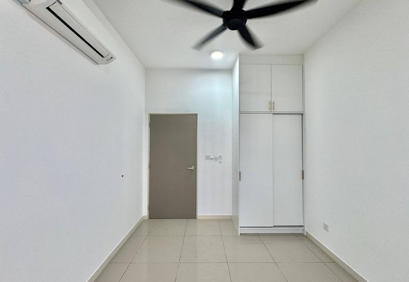 Setia Warisan Tropika (Belladonna)