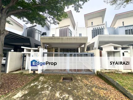 FACING OPEN Double Storey Intermediate Terrace Laman Glenmarie, Seksyen U1, Shah Alam, Selangor, Glenmarie