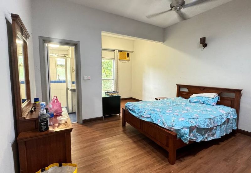 Seri Maya Condominium