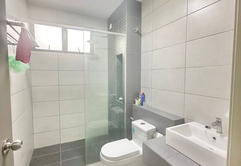 Setia Warisan Tropika (Belladonna)