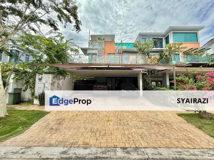 RENOVATED 2.5 Storey Semi D Bangi Lakehill Villas @ Seksyen 6, Bandar Baru Bangi, Selangor, Bangi