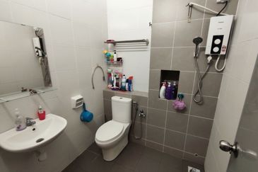 Banyas @ Setia EcoHill 2