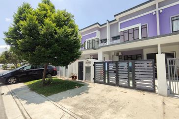 Banyas @ Setia EcoHill 2