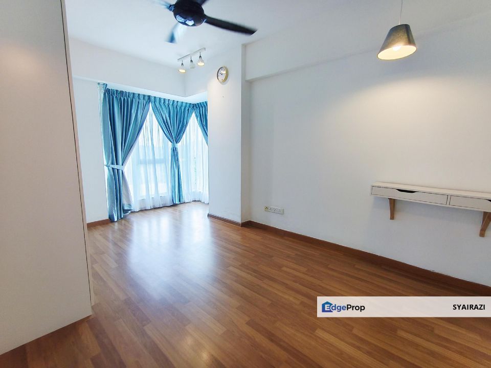 CORNER UNIT Putra 1 Apartment, Bandar Seri Putra, Bangi, Selangor, Kajang