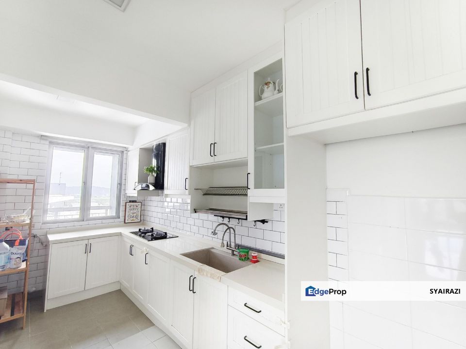 CORNER UNIT Putra 1 Apartment, Bandar Seri Putra, Bangi, Selangor, Kajang