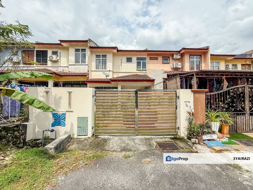 CHEAPEST Double Storey Terrace LEP 4 Taman Lestari Putra, Seri Kembangan, Selangor, Seri Kembangan