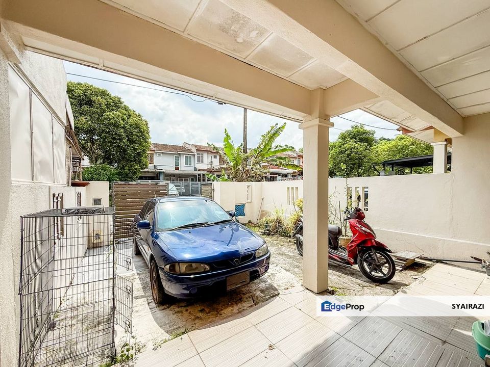 CHEAPEST Double Storey Terrace LEP 4 Taman Lestari Putra, Seri Kembangan, Selangor, Seri Kembangan