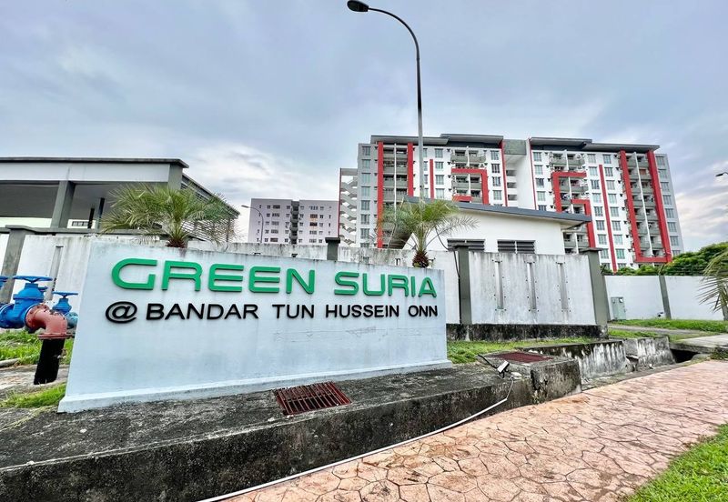 Green Suria Apartment