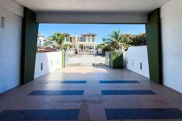 Perdana College Heights