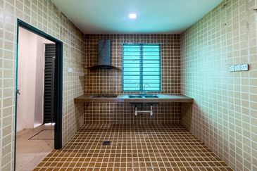 Perdana College Heights