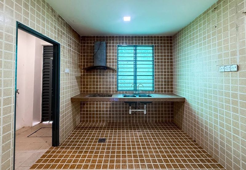 Perdana College Heights