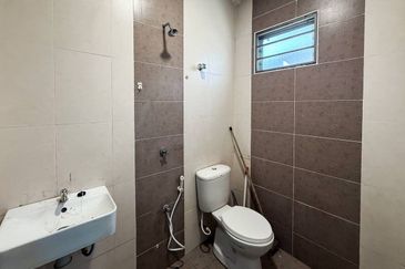 Perdana College Heights