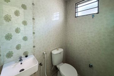 Perdana College Heights