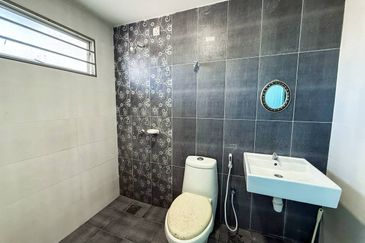 Perdana College Heights