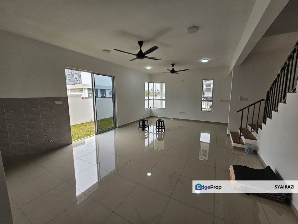 END LOT Double Storey Semi-D Cluster Caralyn 2 @ Setia Alamsari, Bangi, Selangor, Bangi