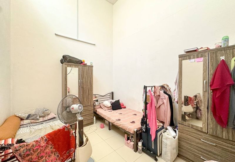 Taman Desa Saujana *