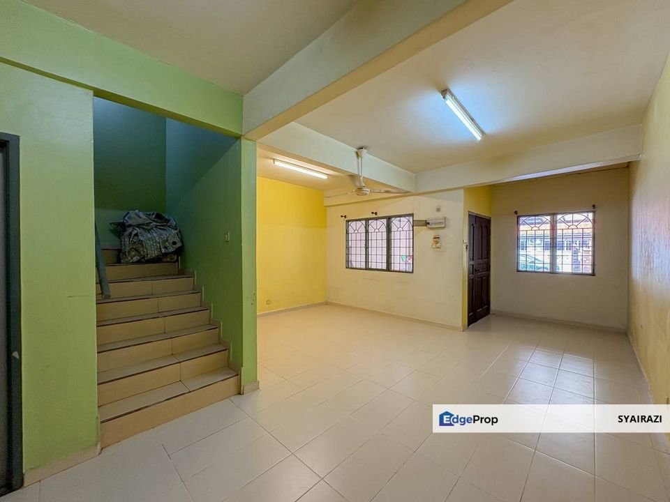 2.5 Storey Terrace Seksyen 4 Tambahan, Bandar Baru Bangi, Selangor, Bangi