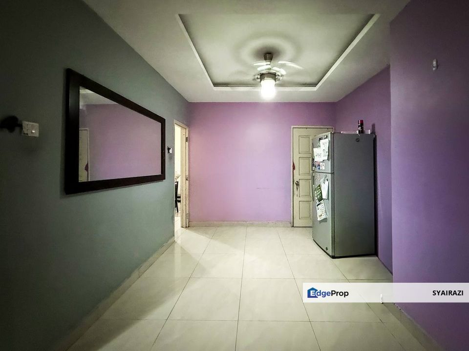FULLY EXTENDED 2 Storey Semi-D Taman Pinggiran Putra, Seri Kembangan, Selangor, Seri Kembangan