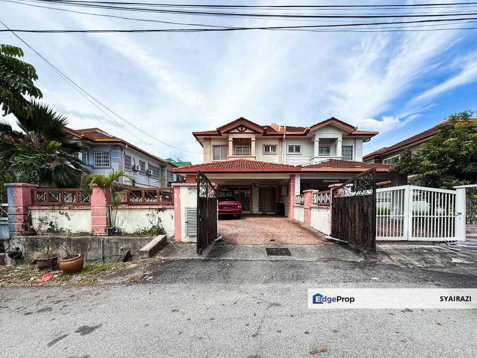 FULLY EXTENDED 2 Storey Semi-D Taman Pinggiran Putra, Seri Kembangan, Selangor, Seri Kembangan