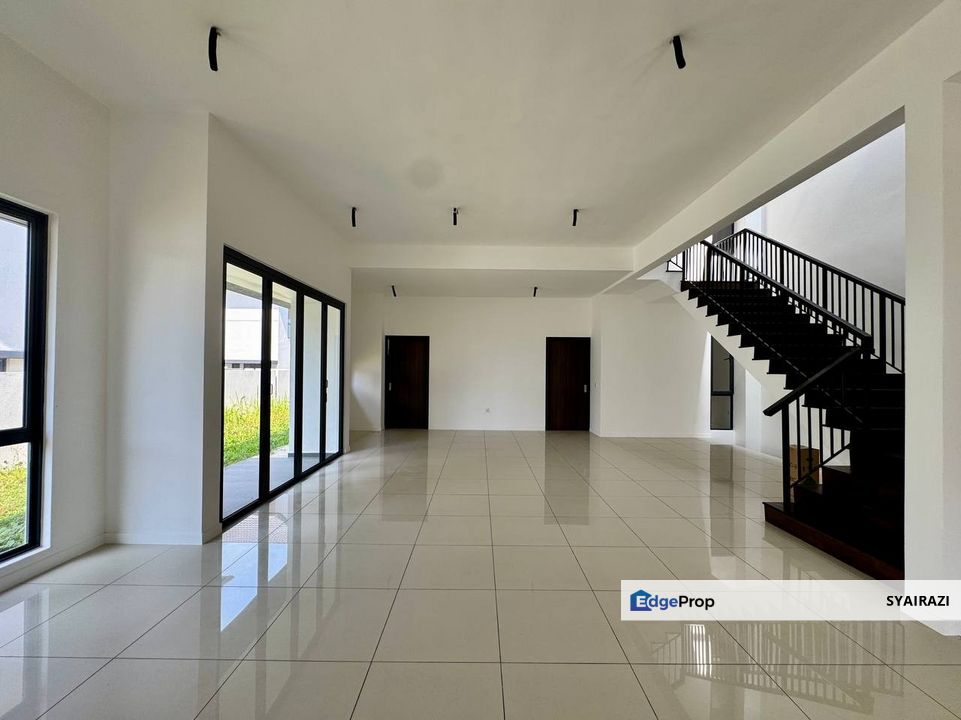 NEW Double Storey Semi-D Serenia Aqila @ Serenia City, Sepang, Selangor, Sepang