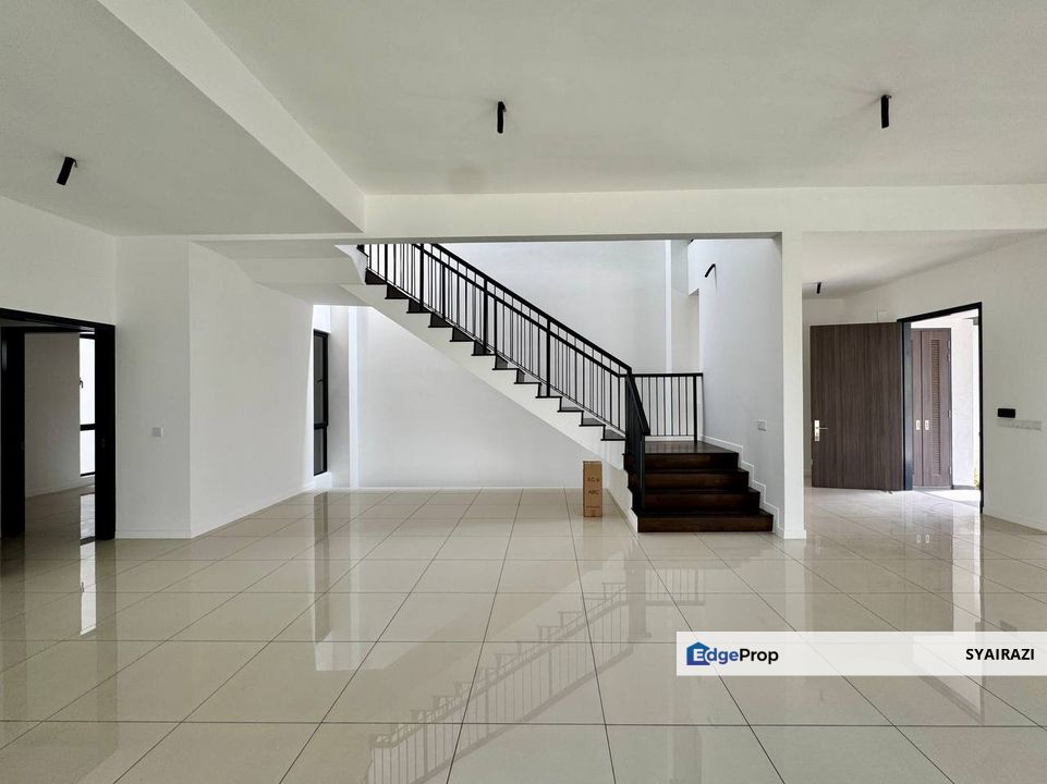 NEW Double Storey Semi-D Serenia Aqila @ Serenia City, Sepang, Selangor, Sepang