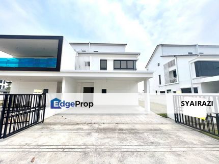 FACING LAKE 2.5 Storey Semi-D Sejati Lakeside, Cyberjaya, Selangor, Cyberjaya
