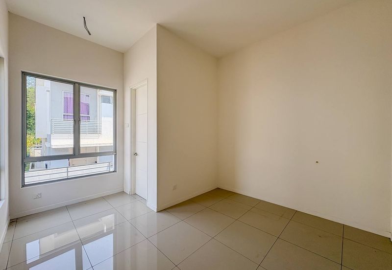 Fairfield Residences, Tropicana Heights