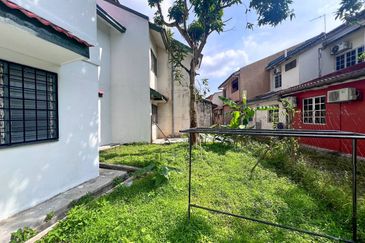 Bandar Tun Hussein Onn