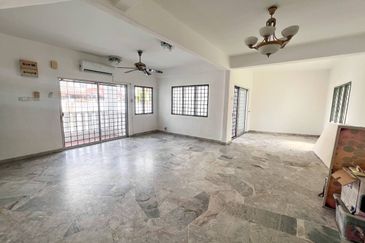 Bandar Tun Hussein Onn