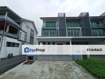 END LOT 3 Storey Terrace Bangi Avenue, Selangor, Bangi