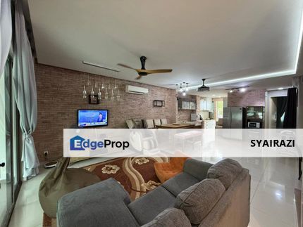 RENOVATED 3 Storey Terrace Lake Point Residence, Cyberjaya, Selangor, Cyberjaya