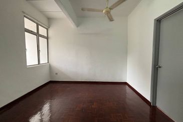 Taman Seroja, Bandar Baru Salak Tinggi