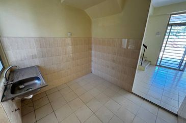 La Cottage Taman Putra Perdana