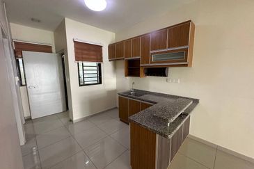 Laman Delfina @ Nilai Impian