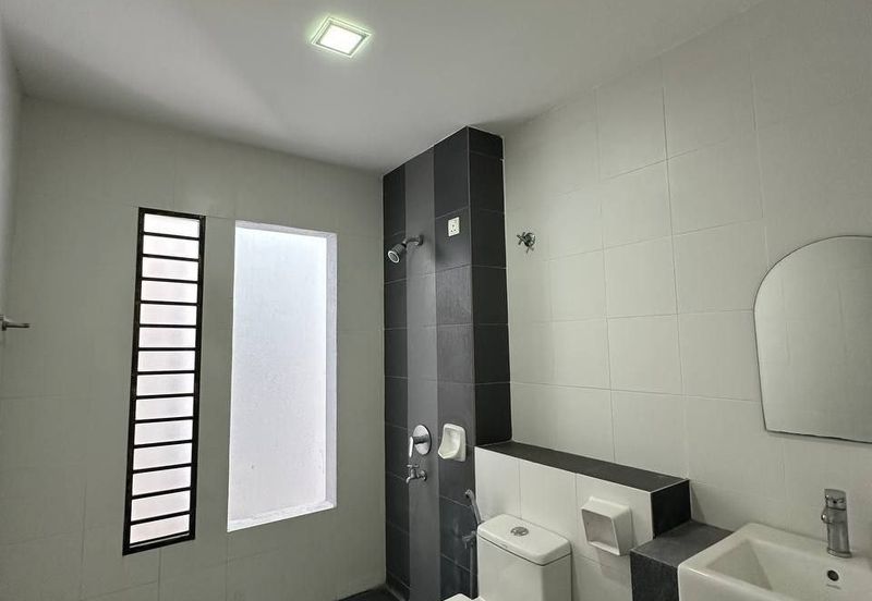 Laman Delfina @ Nilai Impian