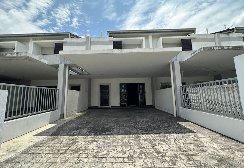 Laman Delfina @ Nilai Impian