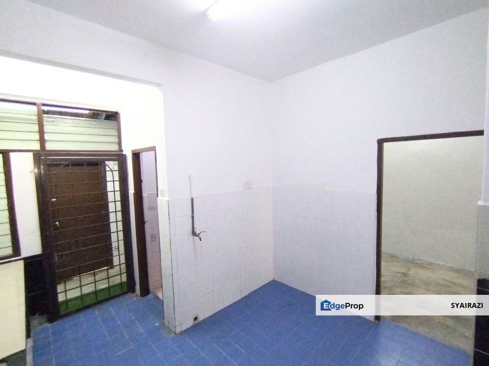 FACING OPEN Double Storey Terrace Seksyen 4, Bandar Baru Bangi, Selangor, Bangi