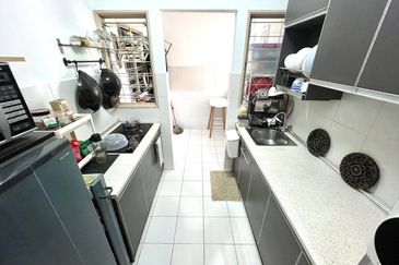 Apartment Teratai, Taman Sutera