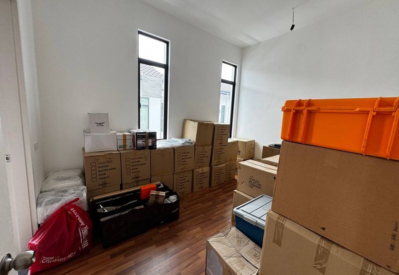 Tenderfields @ Eco Majestic