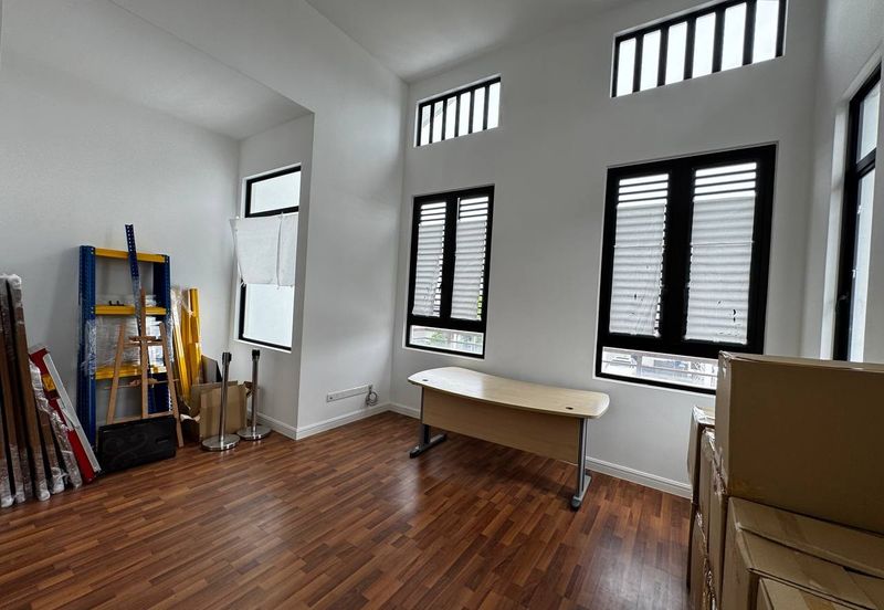 Tenderfields @ Eco Majestic