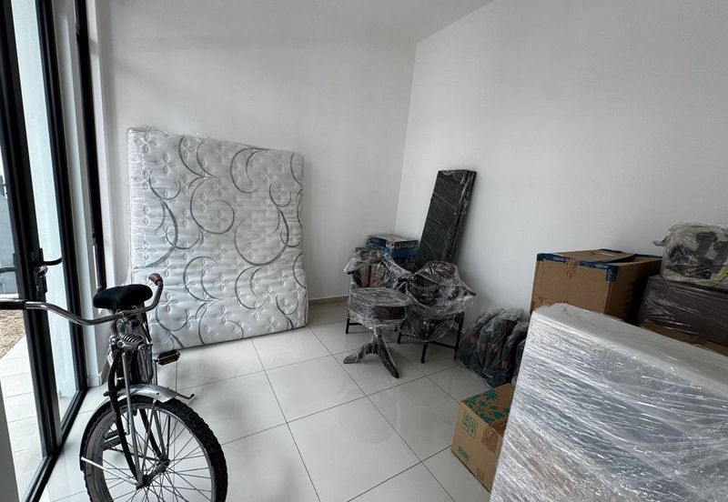 Tenderfields @ Eco Majestic