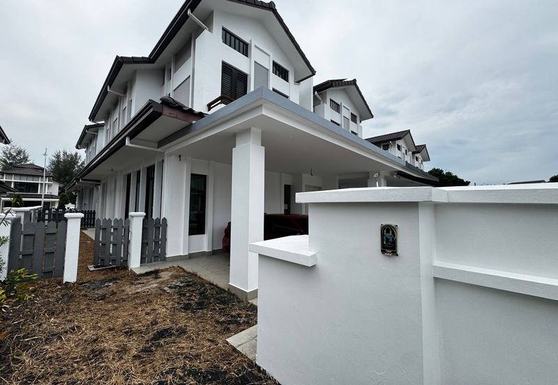 Tenderfields @ Eco Majestic