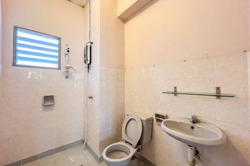 Bayu Tasik Condominium